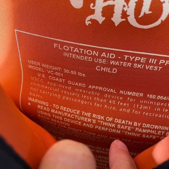 HO Sports Kids Pirate Life Vest 30-50 Pounds - Picture 6 of 11